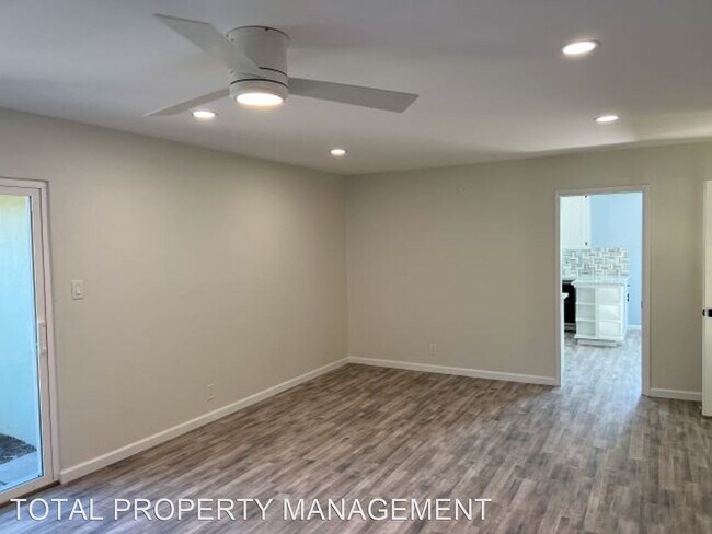 1485 KOOSER ROAD photo 5