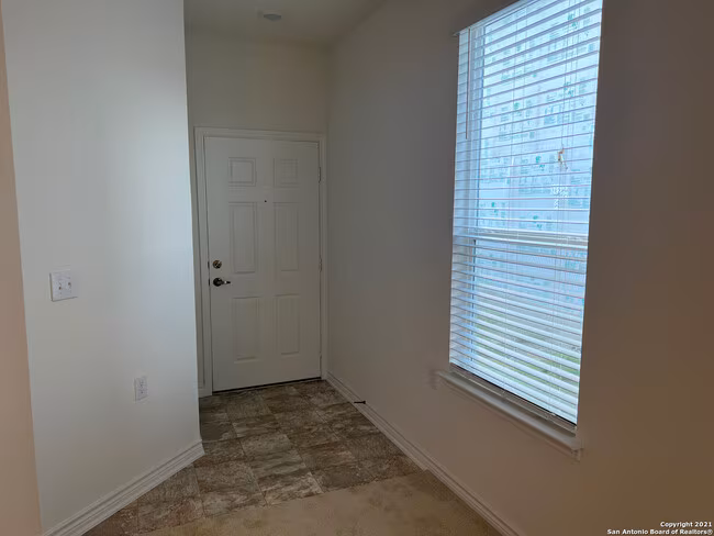 6507 Hibiscus Falls San Antonio, TX 78218 photo 5