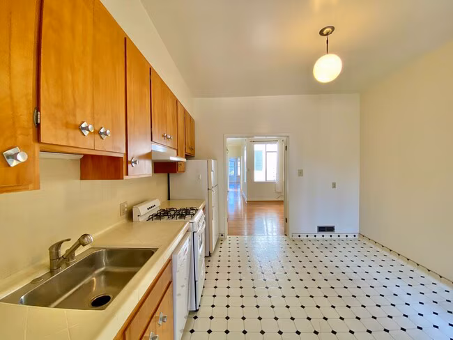 1949 Filbert Street, San Francisco, CA 94123 photo 2