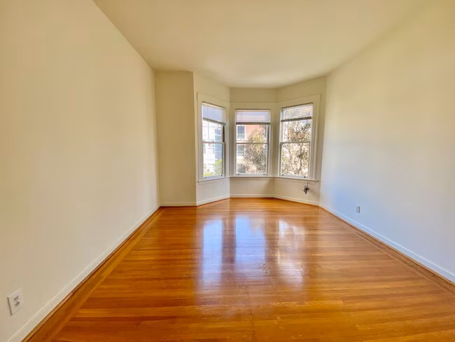 1949 Filbert Street, San Francisco, CA 94123 photo 4