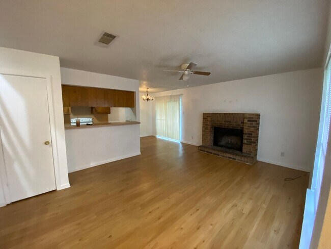 1703 N 38th St Killeen, TX 76543 photo 3