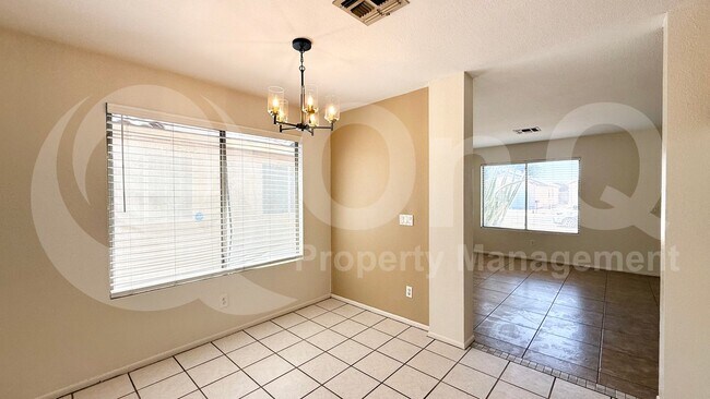 8318 W Clear Stream Dr Phoenix, AZ 85037 photo 4