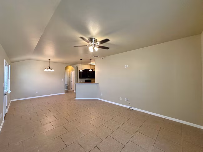 1300 Loyal Ln Killeen, TX 76549 photo 2
