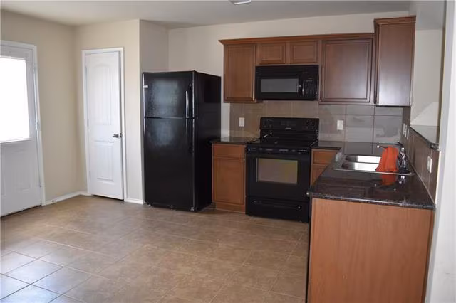 425 Andalusian Trail Celina, TX 75009 photo 5