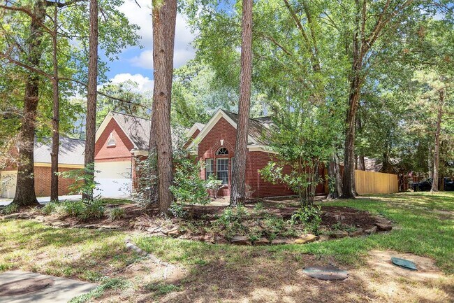 23 Rosewater Place, Spring, TX 77381 photo 2