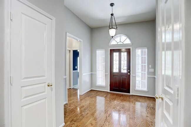 23 Rosewater Place, Spring, TX 77381 photo 3