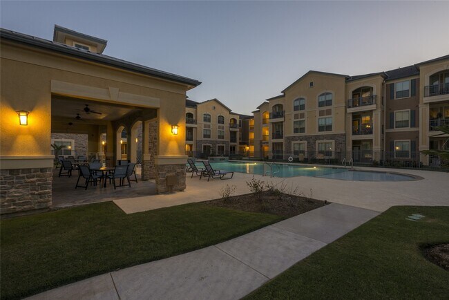 11821 Cypress Corner Ln Houston, TX 77065 photo 3
