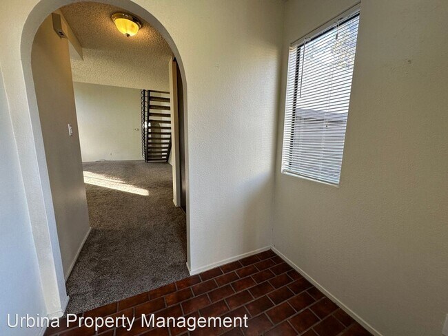 921 Shady Oak Dr Santa Rosa, CA 95404 photo 2