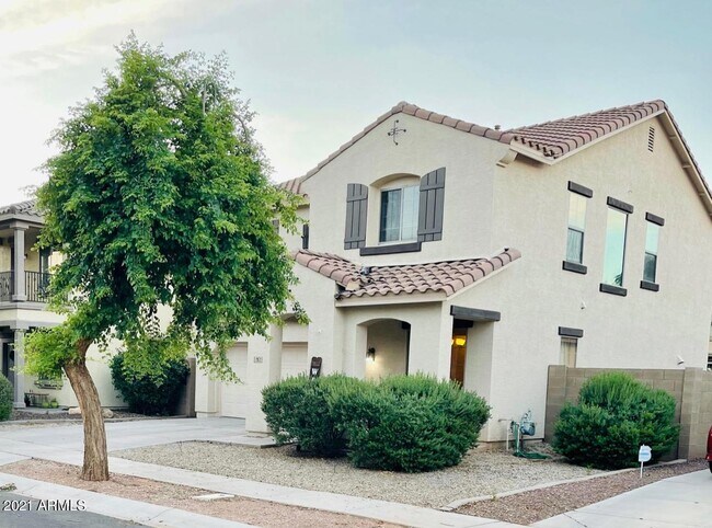 2972 E Franklin Ave Gilbert, AZ 85295 photo 2