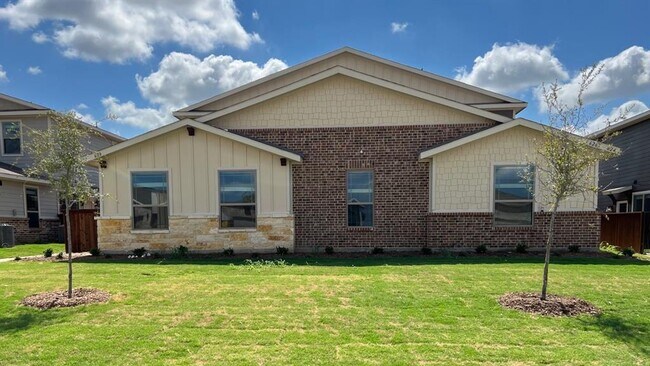 646 Fallow Dr Venus, TX 76084 photo 2