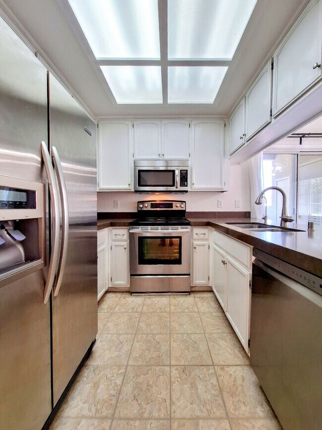 108 Arbor Way Milpitas, CA 95035 photo 2