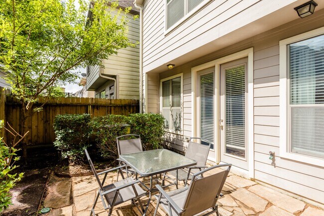 1426 Prince Street, Houston, TX 77008 photo 4