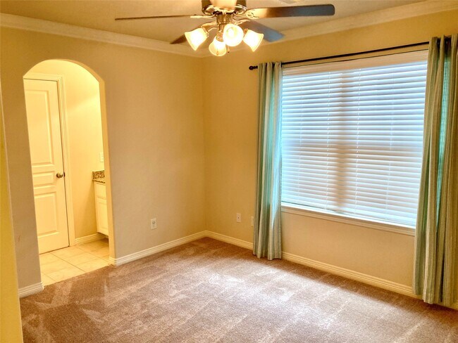 1426 Prince Street, Houston, TX 77008 photo 3
