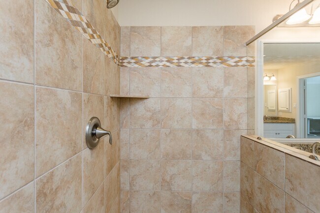 1426 Prince Street, Houston, TX 77008 photo 2