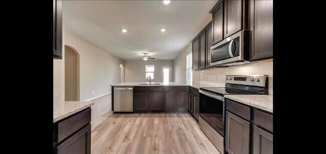 105 Lamont Road, Anna, TX 75409 photo 4
