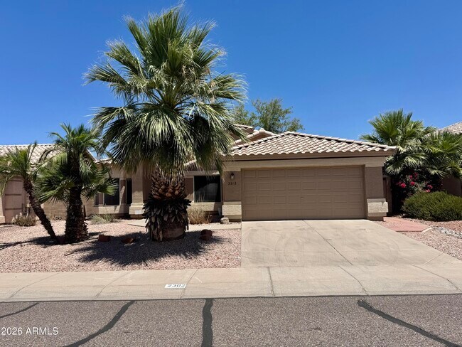 2302 E Edna Ave Phoenix, AZ 85022 photo 4