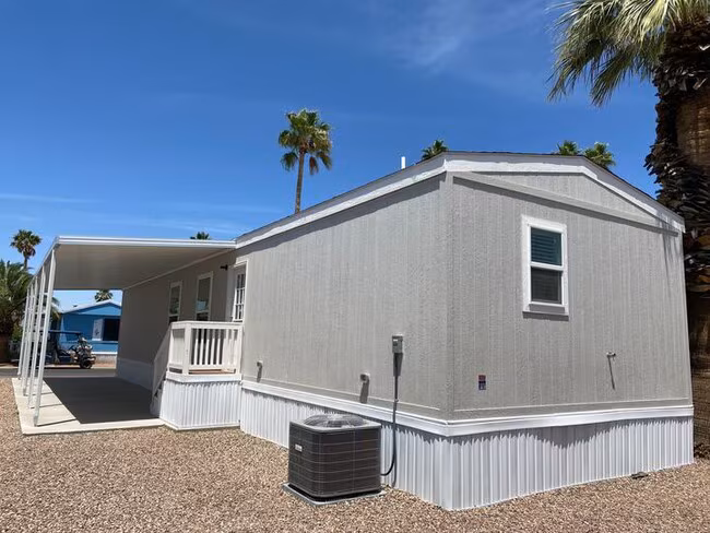 2060 N Center St Mesa, AZ 85201 photo 3