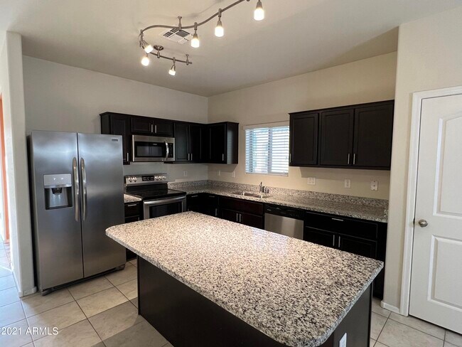2210 St Bonita Ln Casa Grande, AZ 85122 photo 5