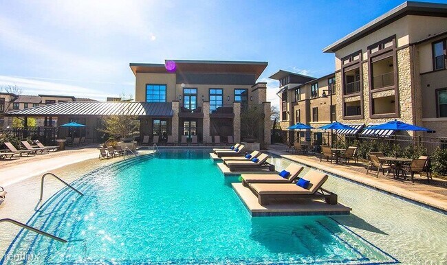 1301 Bray Central Dr Allen, TX 75013 photo 3