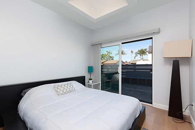 1833 Hermes St San Diego, CA 92154 photo 4