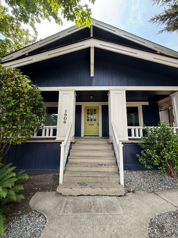 2906 N 21st St Tacoma, WA 98406 photo 2