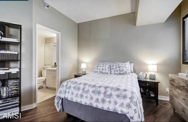6363 Christie Ave Emeryville, CA 94608 photo 5