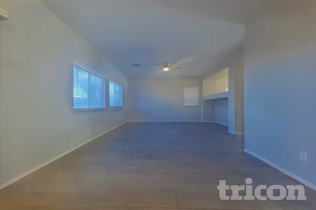 14 N 126th Ave Avondale, AZ 85323 photo 5