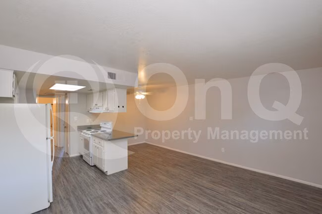 3004 E Waltann Ln Phoenix, AZ 85032 photo 5