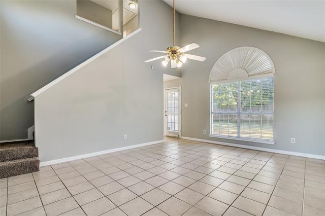 1366 Westview Dr Garland, TX 75040 photo 3