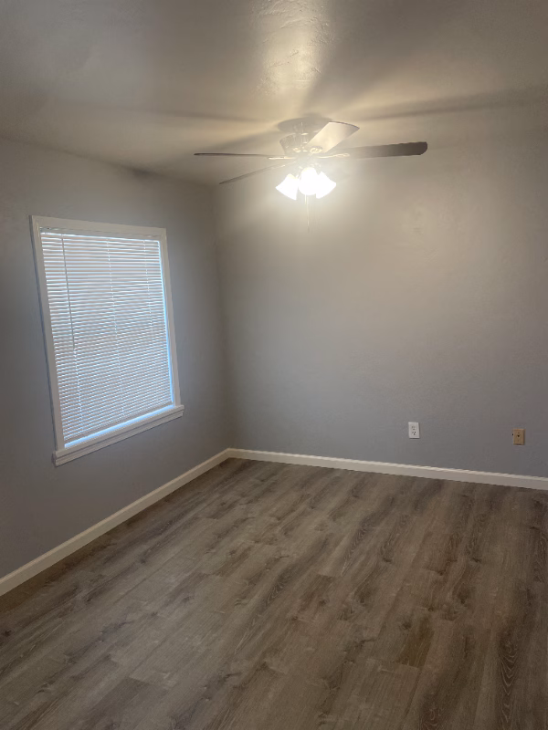 7770 University Ave La Mesa, CA 91942 photo 4