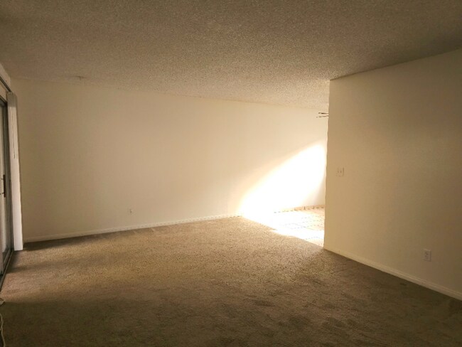 1073 Estes St El Cajon, CA 92020 photo 5