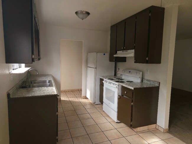 1073 Estes St El Cajon, CA 92020 photo 3