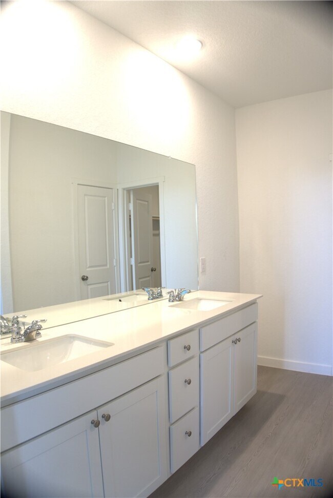 8965 Gila Rdg Seguin, TX 78155 photo 5
