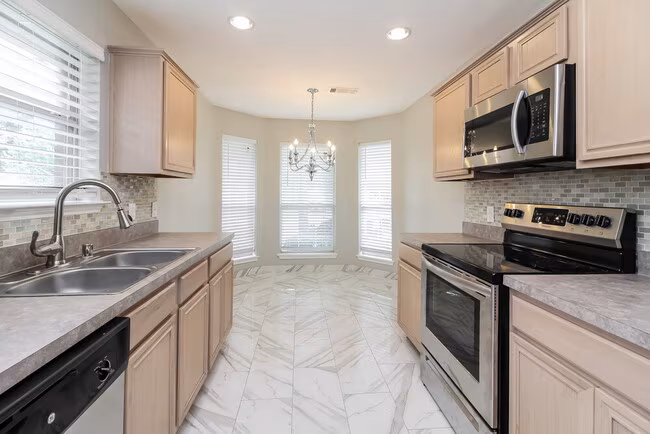 13911 Creek Crossing Dr Dallas, TX 75253 photo 5