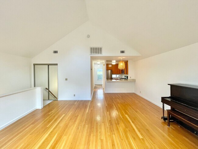 1481 De Haro Street, San Francisco, CA 94107 photo 3