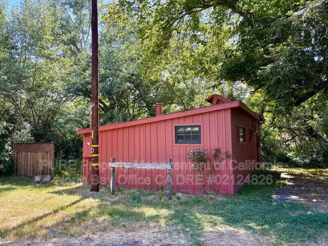 6790 Petersen Rd Petaluma, CA 94952 photo 2