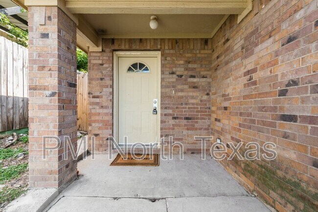 3008 Prairie Ave Fort Worth, TX 76106 photo 5