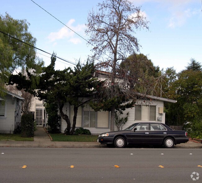 1410 Jefferson Avenue, Redwood City, CA 94062 photo 4