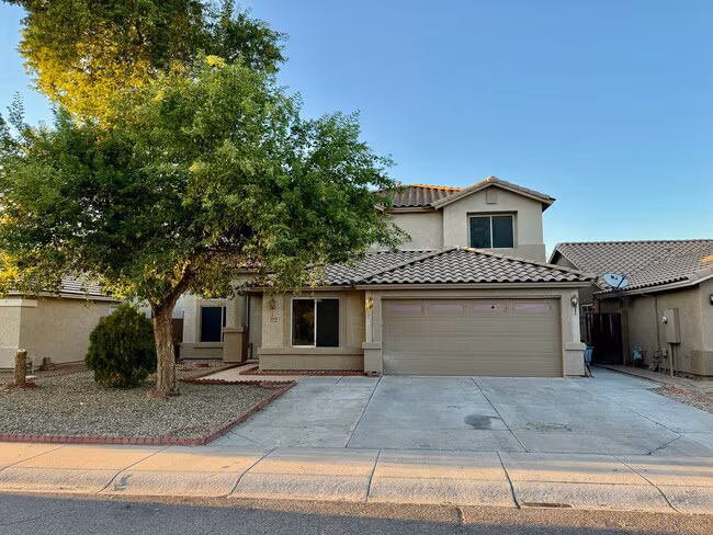 6608 W Hilton Ave Phoenix, AZ 85043 photo 4