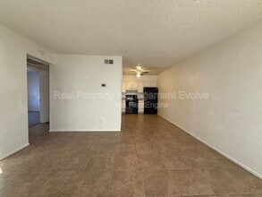 1905 N Center St Mesa, AZ 85201 photo 3