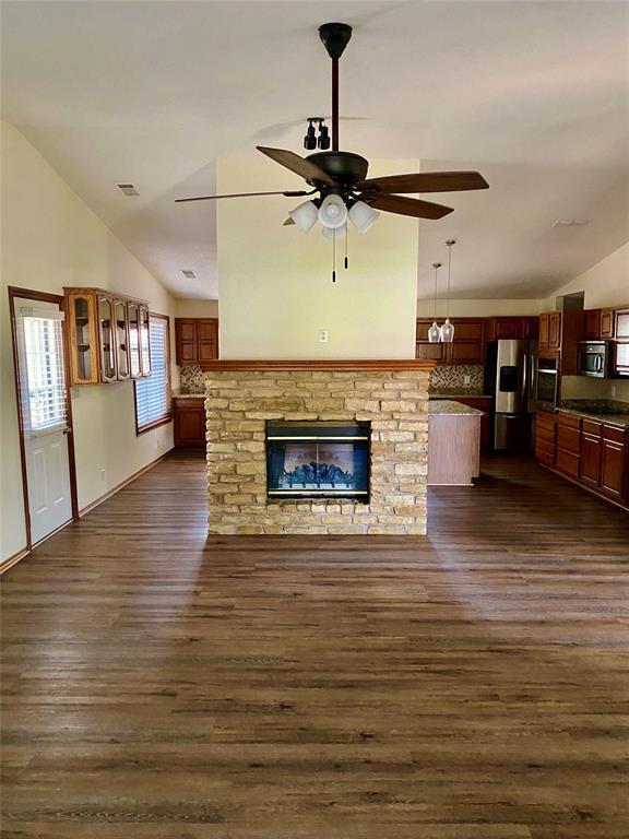4008 Pueblo Court, Granbury, TX 76048 photo 4