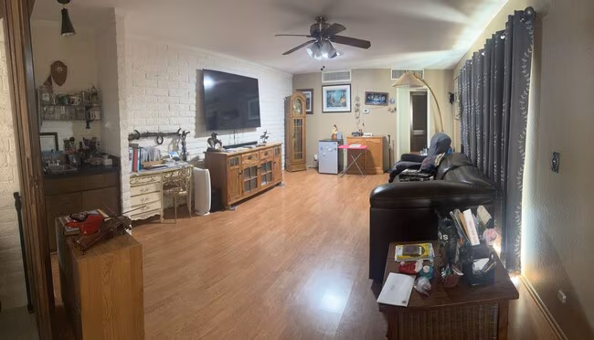 2151 N Middlecoff Dr Mesa, AZ 85215 photo 3