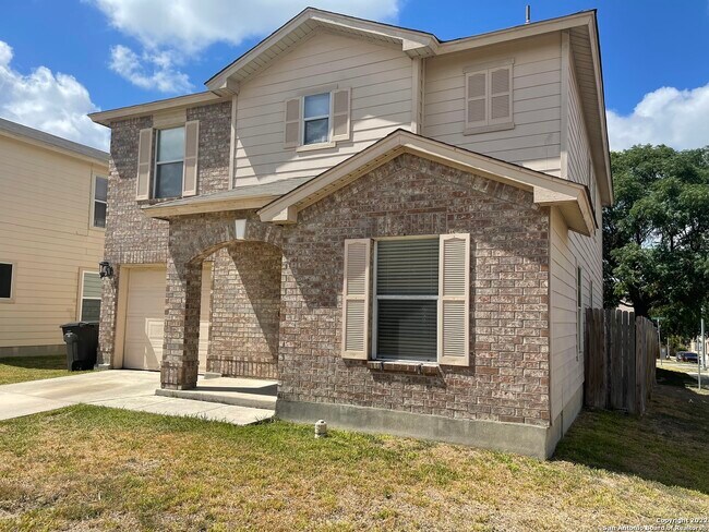 13 Palomar Hills San Antonio, TX 78238 photo 2