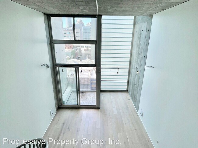 Yerba Buena Lofts photo 3
