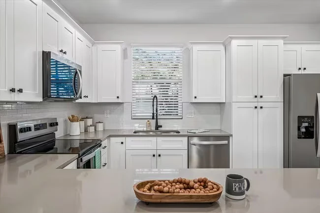 Rev3 at Avondale Station | Homes for Rent photo 4