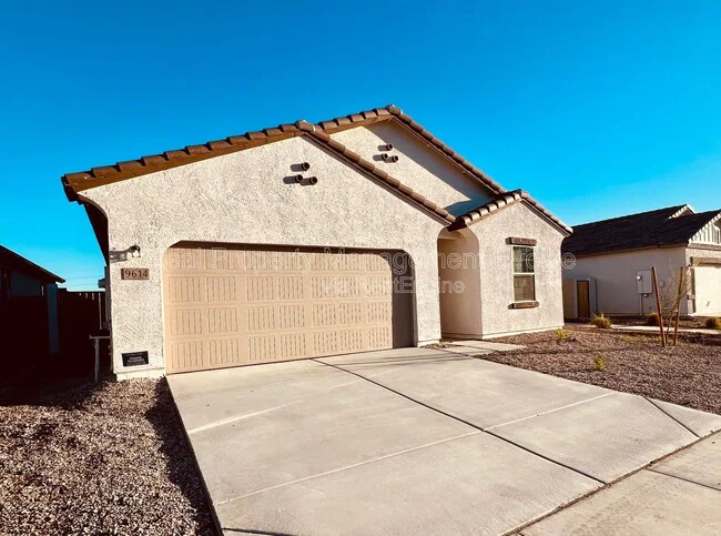 9614 W Agora Ln Tolleson, AZ 85353 photo 2