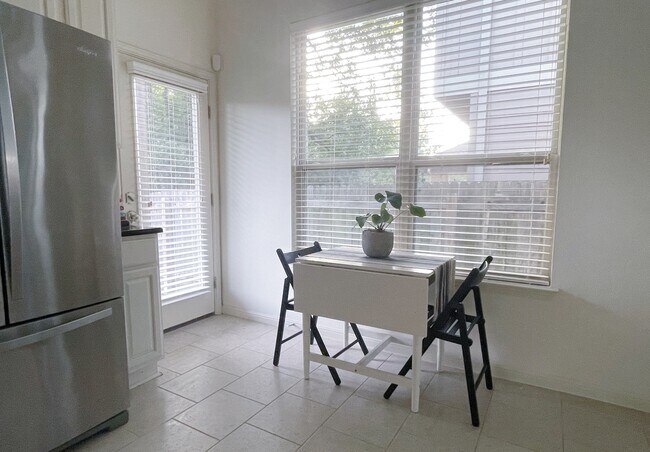 7337 Menchaca Road, Austin, TX 78745 photo 5