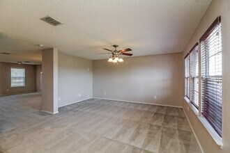 6601 Swainson Trail Arlington, TX 76002 photo 4