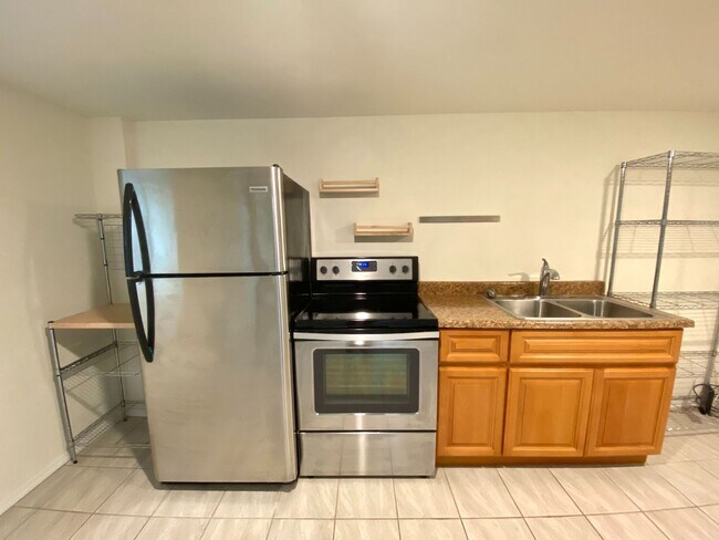5503 5th Ave NE Seattle, WA 98105 photo 5