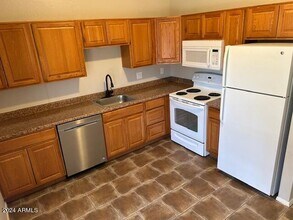 918 N Stapley Dr Mesa, AZ 85203 photo 3